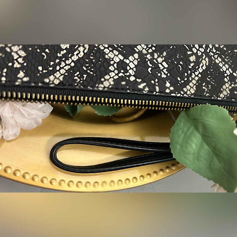 Anne Klein Snake Pattern Wristlet - Picture 8 of 9